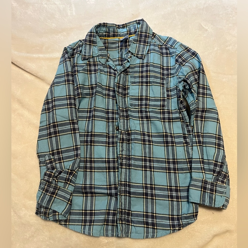 Carters button up shirt. Size 6